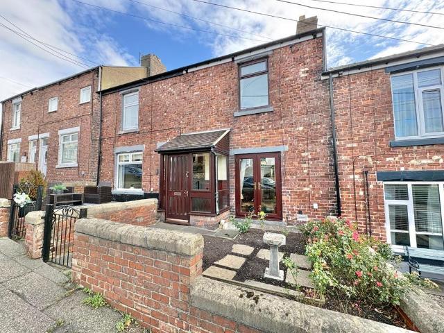 2 bedroom terraced house for sale