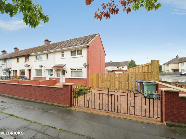 2 bedroom terraced house for sale