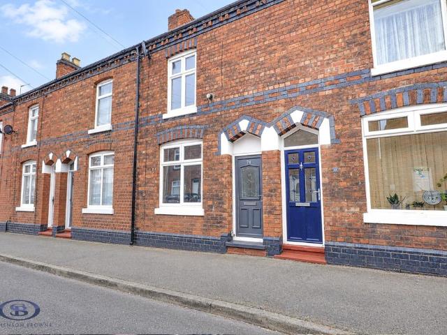 2 bedroom terraced house for sale