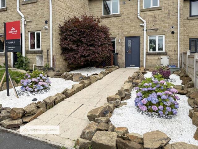 2 bedroom terraced house for sale