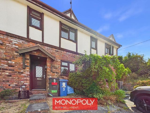 2 bedroom terraced house for sale
