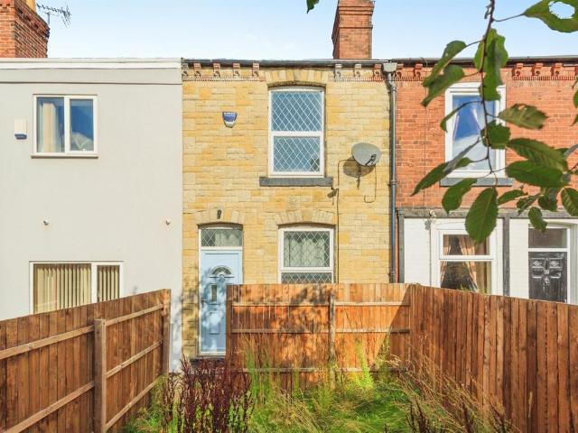 2 bedroom terraced house for sale