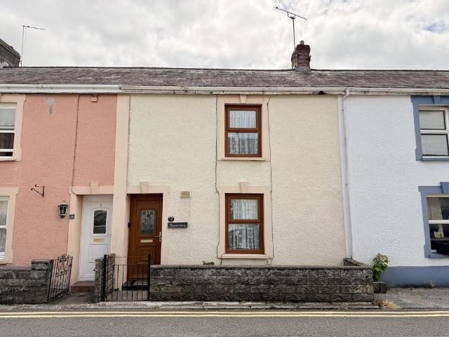 2 bedroom terraced house for sale