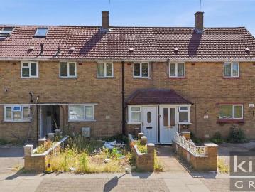 2 bedroom terraced house for sale