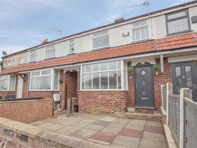 2 bedroom terraced house for sale