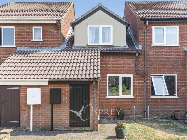 2 bedroom terraced house for sale