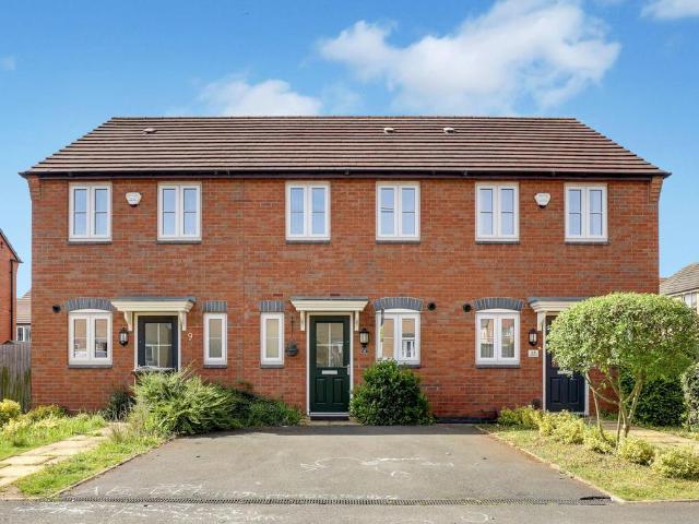 2 bedroom terraced house for sale