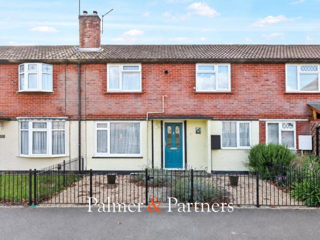 2 bedroom terraced house for sale