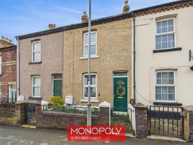 2 bedroom terraced house for sale