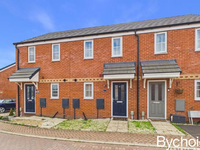 2 bedroom terraced house for sale