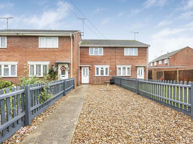 2 bedroom terraced house for sale