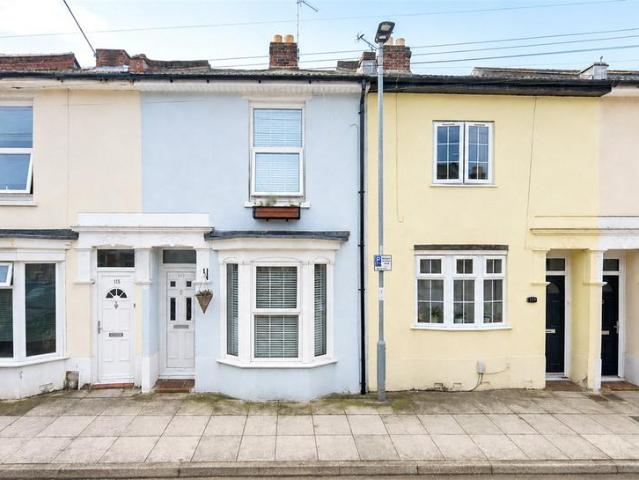2 bedroom terraced house for sale