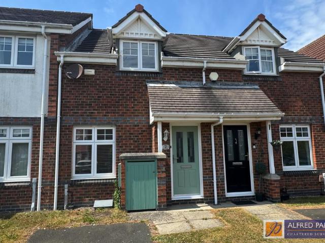 2 bedroom terraced house for sale