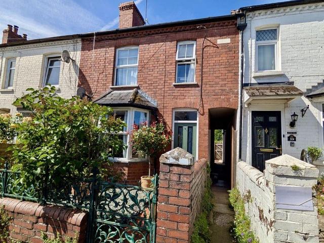 2 bedroom terraced house for sale