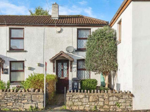 2 bedroom terraced house for sale