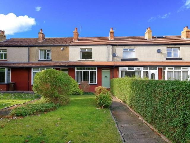 2 bedroom terraced house for sale