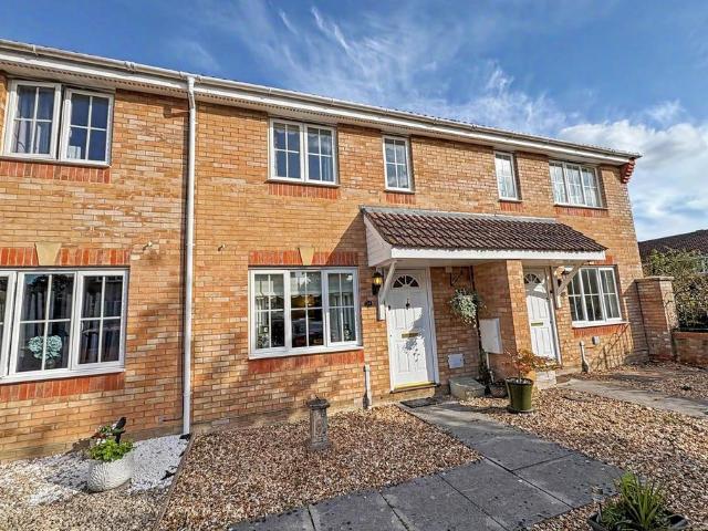 2 bedroom terraced house for sale