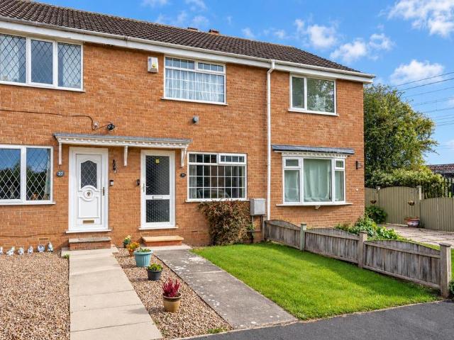 2 bedroom terraced house for sale