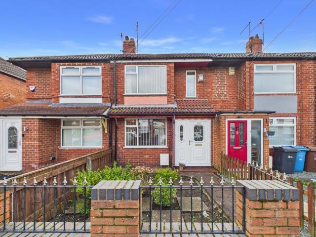 2 bedroom terraced house for sale