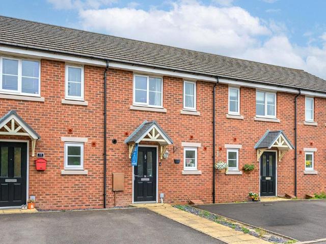 2 bedroom terraced house for sale