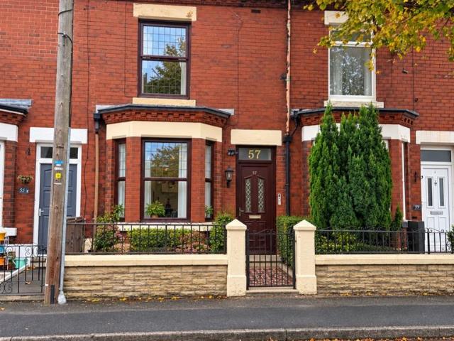 2 bedroom terraced house for sale
