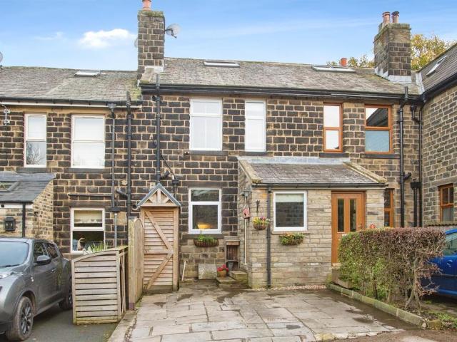 2 bedroom terraced house for sale