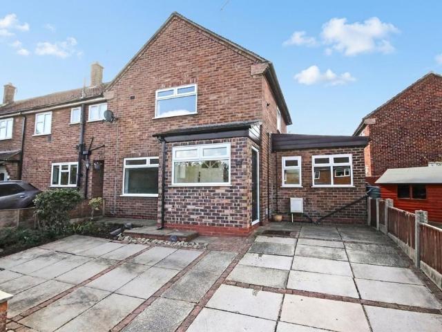 2 bedroom terraced house for sale