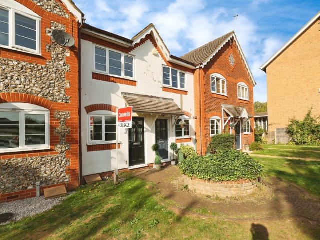 2 bedroom terraced house for sale