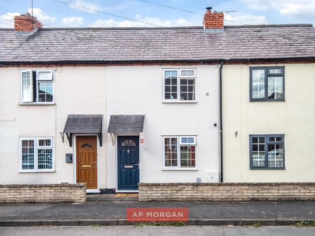 2 bedroom terraced house for sale