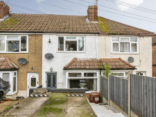 2 bedroom terraced house for sale
