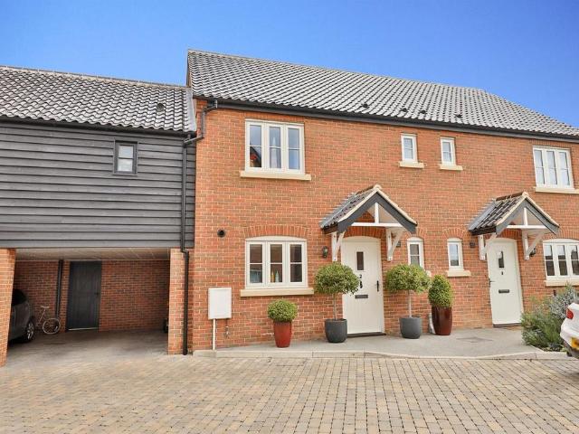 2 bedroom terraced house for sale