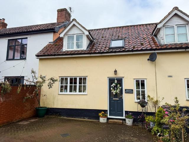 2 bedroom terraced house for sale