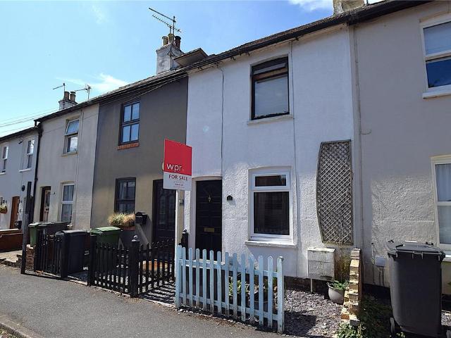 2 bedroom terraced house for sale