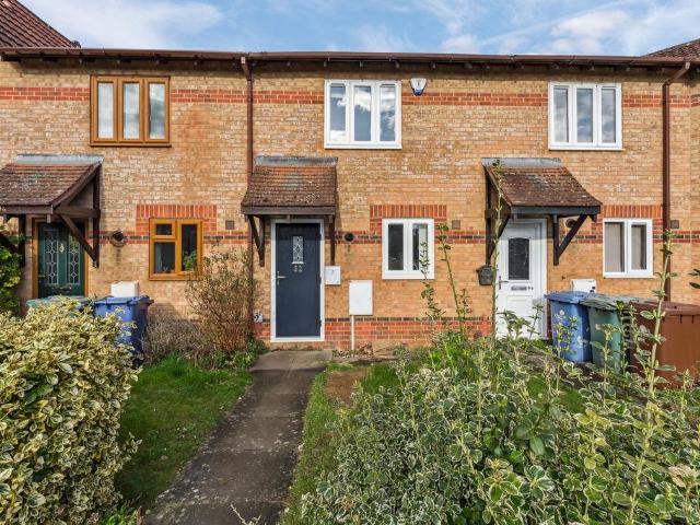 2 bedroom terraced house for sale
