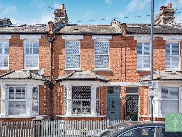 2 bedroom terraced house for sale