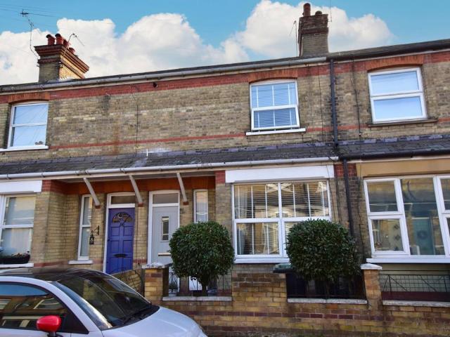 2 bedroom terraced house for sale
