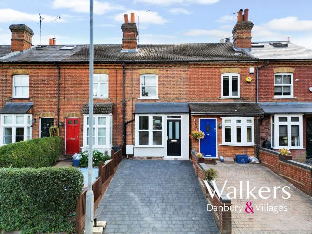 2 bedroom terraced house for sale