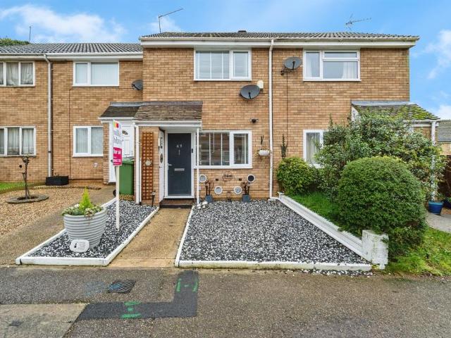 2 bedroom terraced house for sale