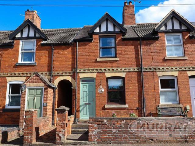 2 bedroom terraced house for sale