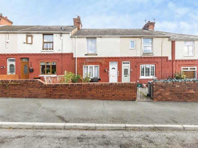 2 bedroom terraced house for sale