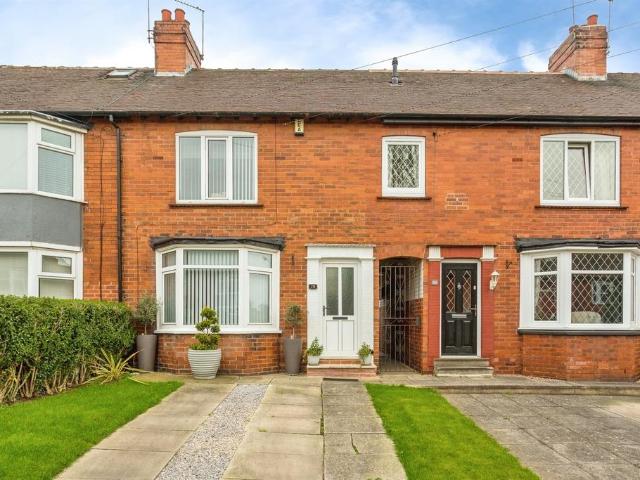 2 bedroom terraced house for sale