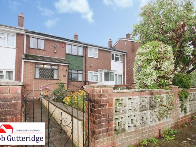 2 bedroom terraced house for sale