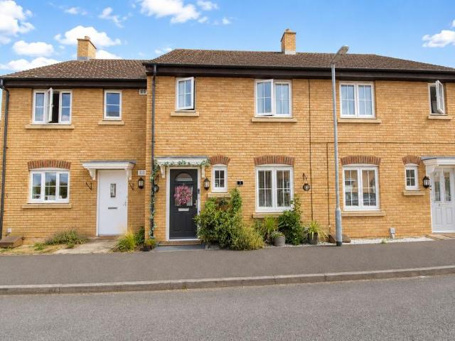 2 bedroom terraced house for sale