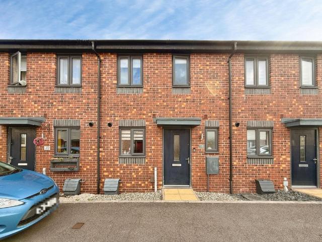 2 bedroom terraced house for sale