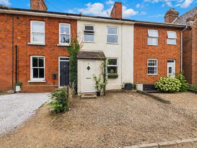 2 bedroom terraced house for sale