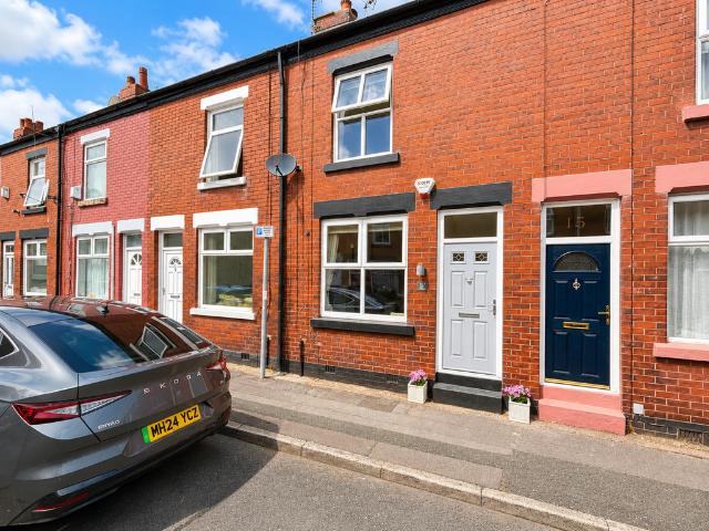 2 bedroom terraced house for sale