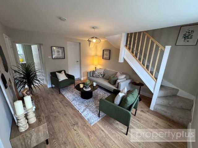 2 bedroom terraced house for sale