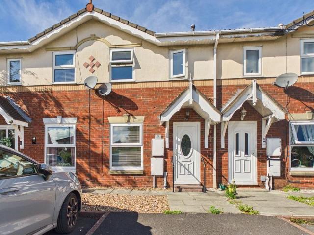 2 bedroom terraced house for sale