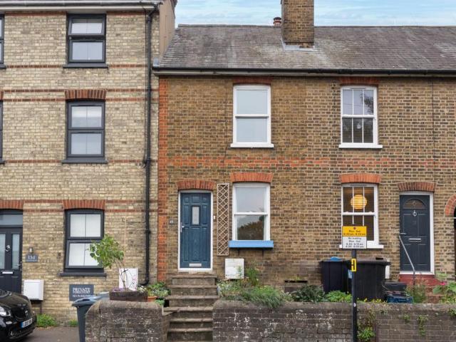 2 bedroom terraced house for sale