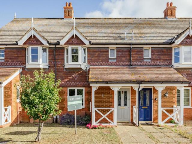 2 bedroom terraced house for sale